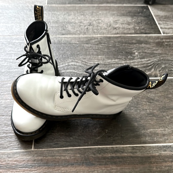 Dr. Martens Shoes - Doc Marten Boots